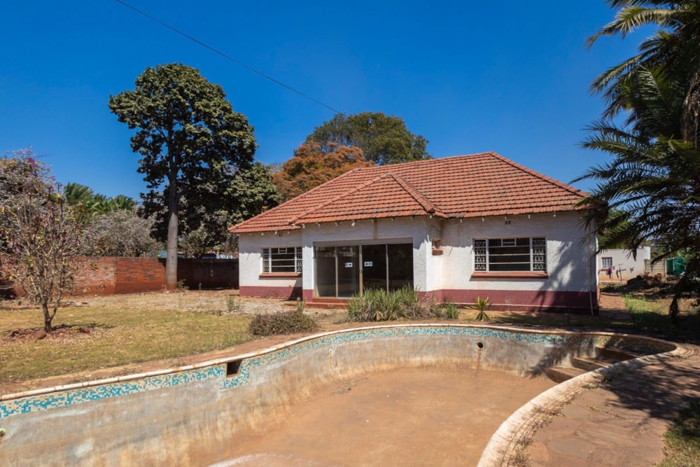 Commercial Building for sale in Milton Park, Zimbabwe - 3ZB1712622 Commercial Building for sale in Milton Park, Zimbabwe - 3ZB1712622