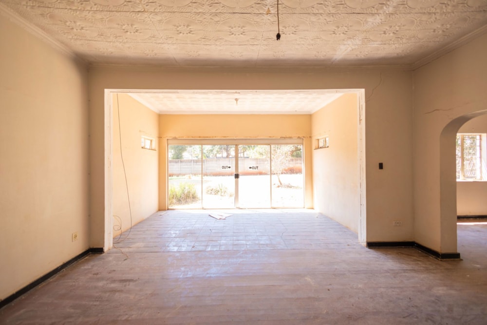 Commercial Building for sale in Milton Park, Zimbabwe - 3ZB1712622 Commercial Building for sale in Milton Park, Zimbabwe - 3ZB1712622