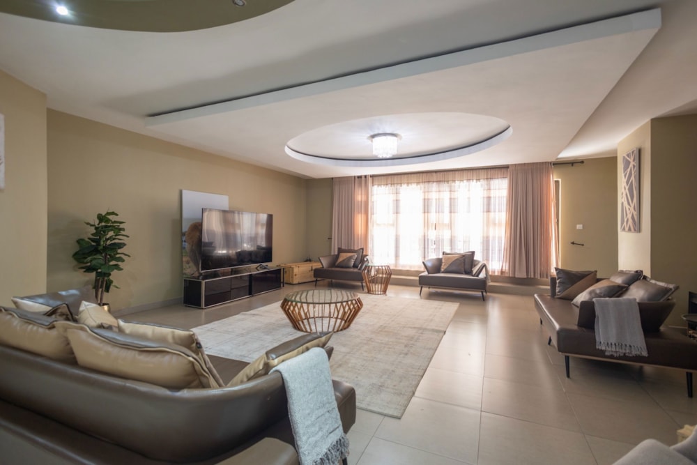 Double-storey apartment for sale in Borrowdale Brooke, Zimbabwe - 3ZB1712686