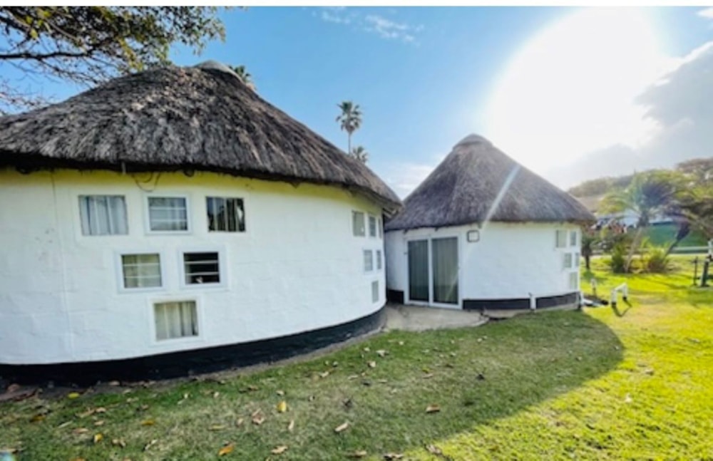 Apartment for sale in Coffee Bay - 1MH1712706 Apartment for sale in Coffee Bay - 1MH1712706