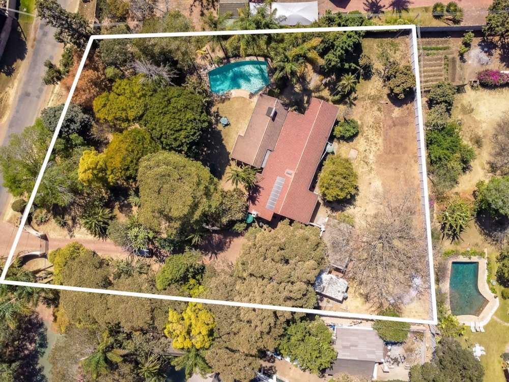 House for sale in Ballantyne Park, Zimbabwe - 3ZB1712732 House for sale in Ballantyne Park, Zimbabwe - 3ZB1712732