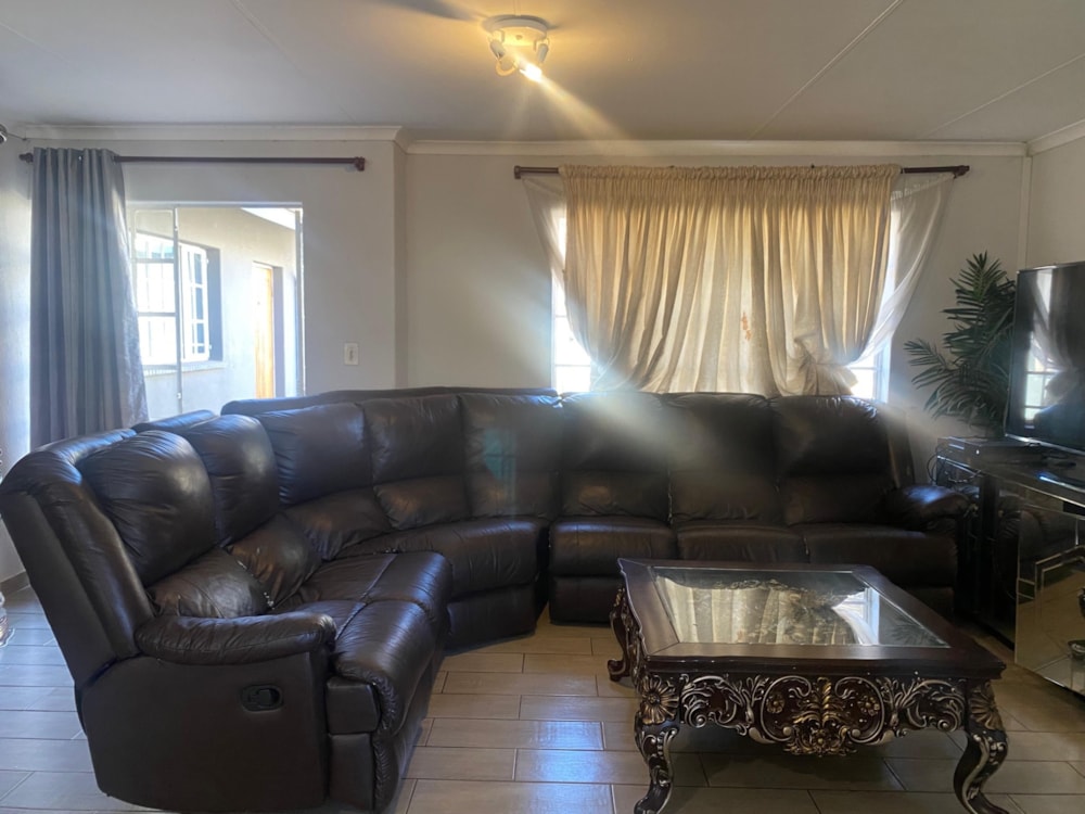 House for sale in Mulbarton - 1GV1712854