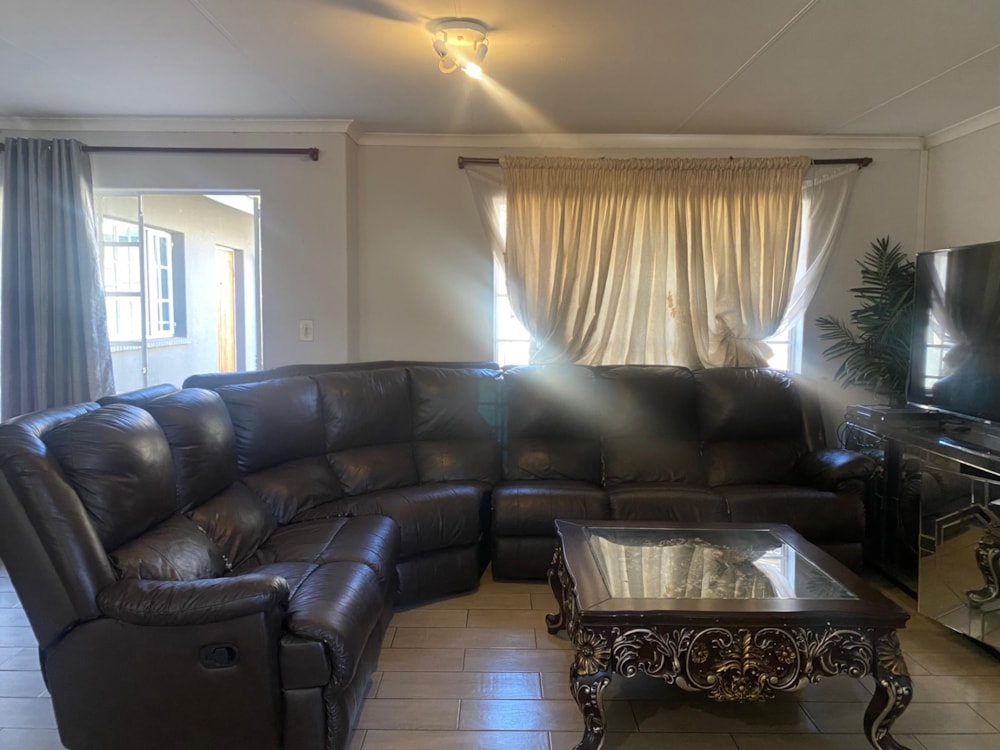 House for sale in Mulbarton - 1GV1712854