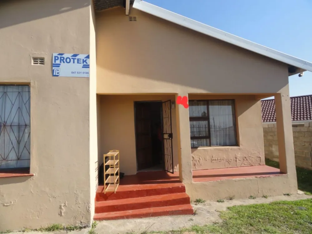 House let in Mbuqu - 1MH1712852
