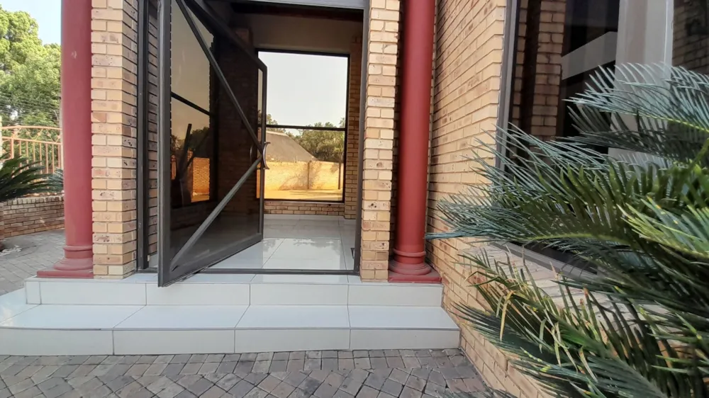 Double-storey house for sale in Vanderbijlpark SE 3 - 1VT1713117