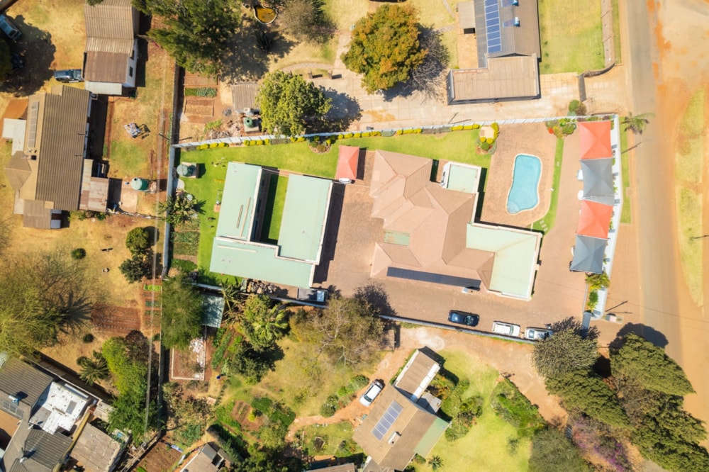 Commercial business for sale in Upper Hillside, Zimbabwe - 3ZB1712933