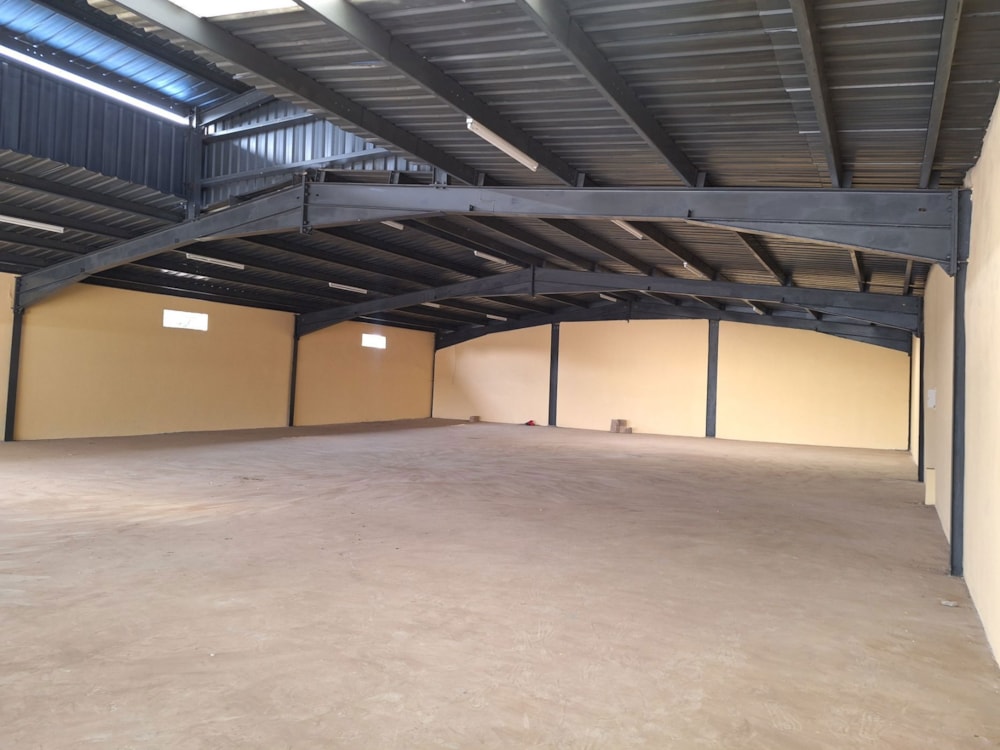 Commercial Building to rent in Matola Rio, Mozambique - 3MQ1712979 Commercial Building to rent in Matola Rio, Mozambique - 3MQ1712979