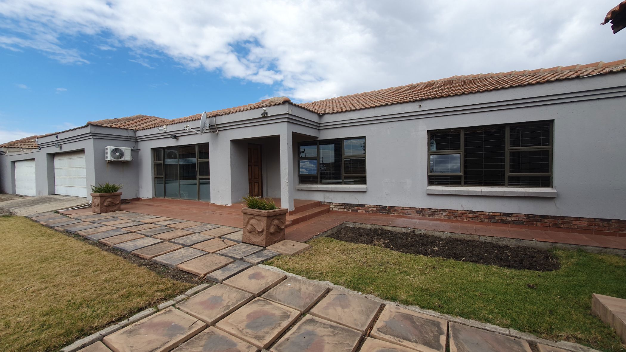 Smallholding for sale in Vaal Dam, Free State - 1VT1713781