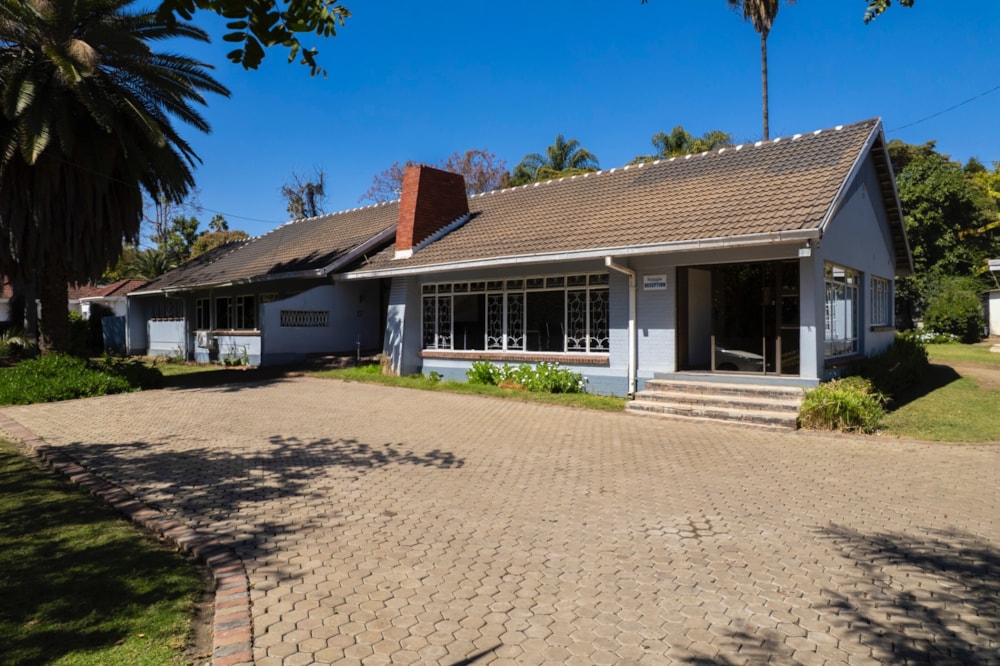Commercial Building for sale in Alexandra Park, Zimbabwe - 3ZB1712987 Commercial Building for sale in Alexandra Park, Zimbabwe - 3ZB1712987