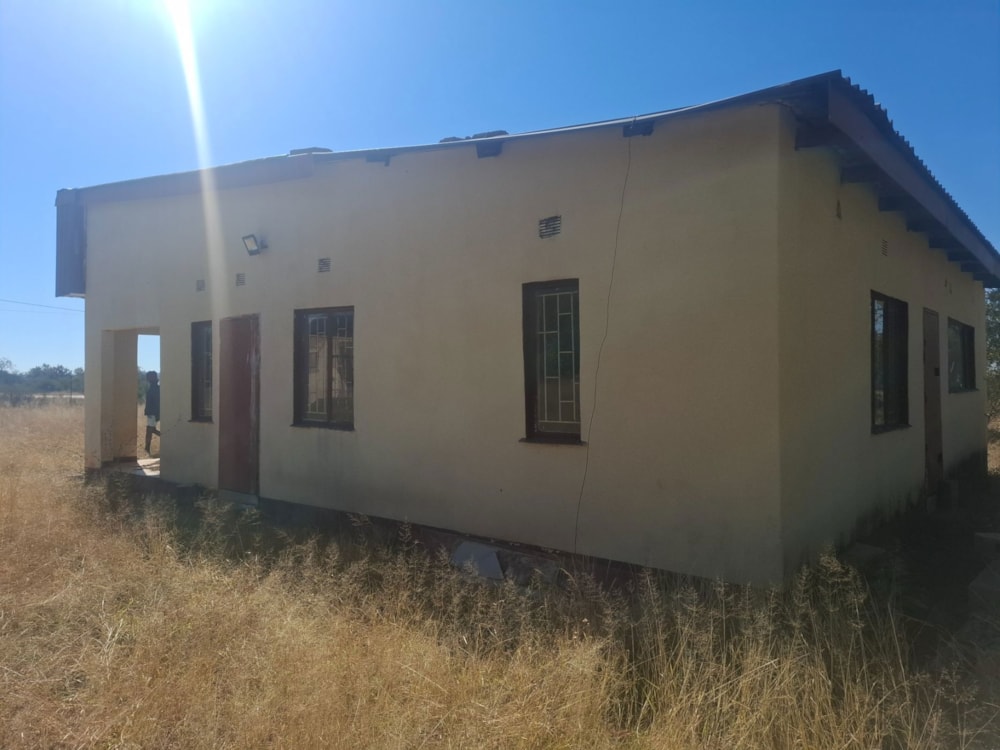Commercial Building for sale in Kweneng East , Botswana - 3BO1712995 Commercial Building for sale in Kweneng East , Botswana - 3BO1712995