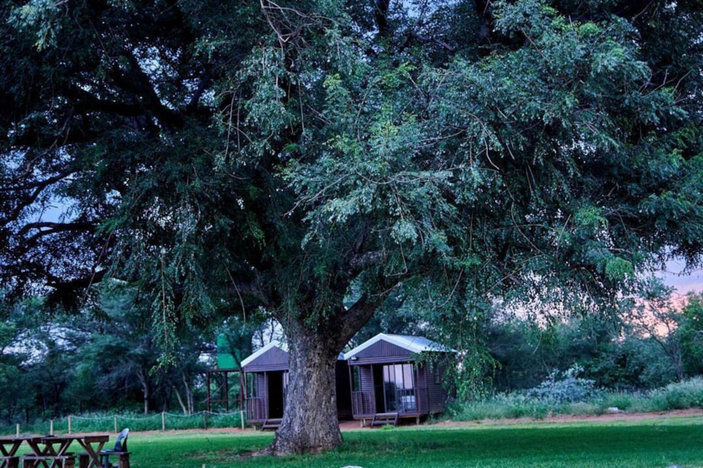 Mixed use farm for sale in Modipane , Botswana - 3BO1713006 Mixed use farm for sale in Modipane , Botswana - 3BO1713006