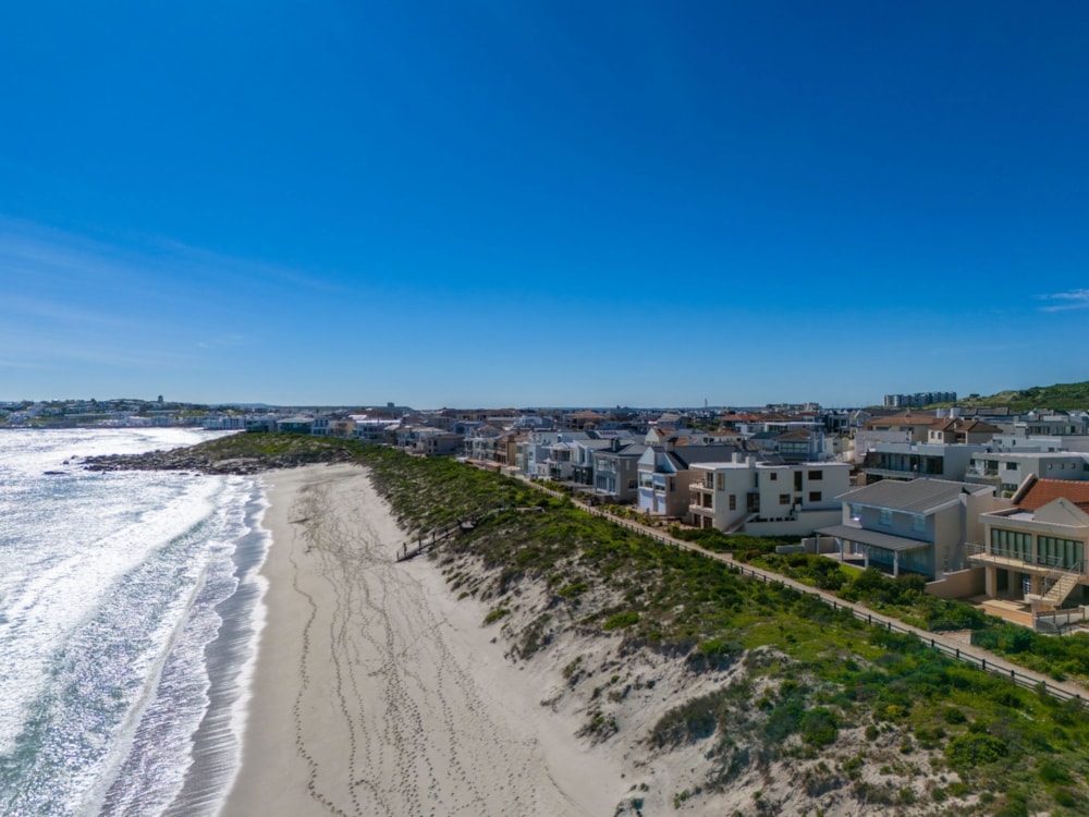 Vacant land for sale in Calypso Beach - LA1709852