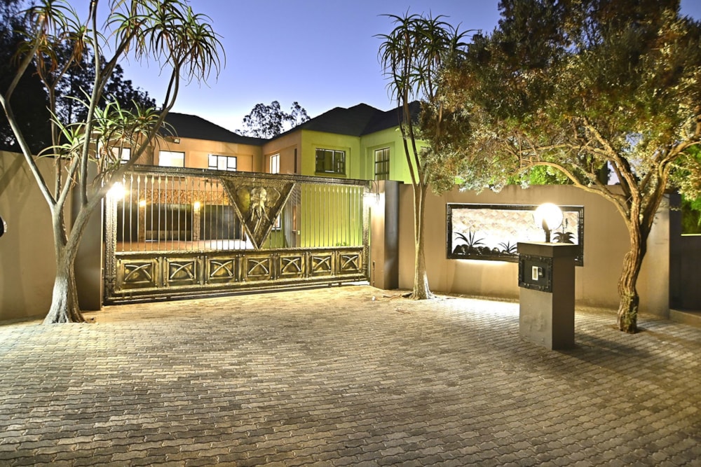 Double-storey house for sale in Blue Hills Country Estate - MR1712096