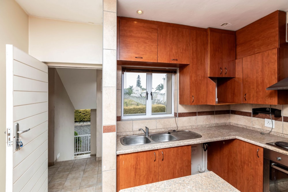 Apartment for sale in Beacon Bay - 1EZ1712737