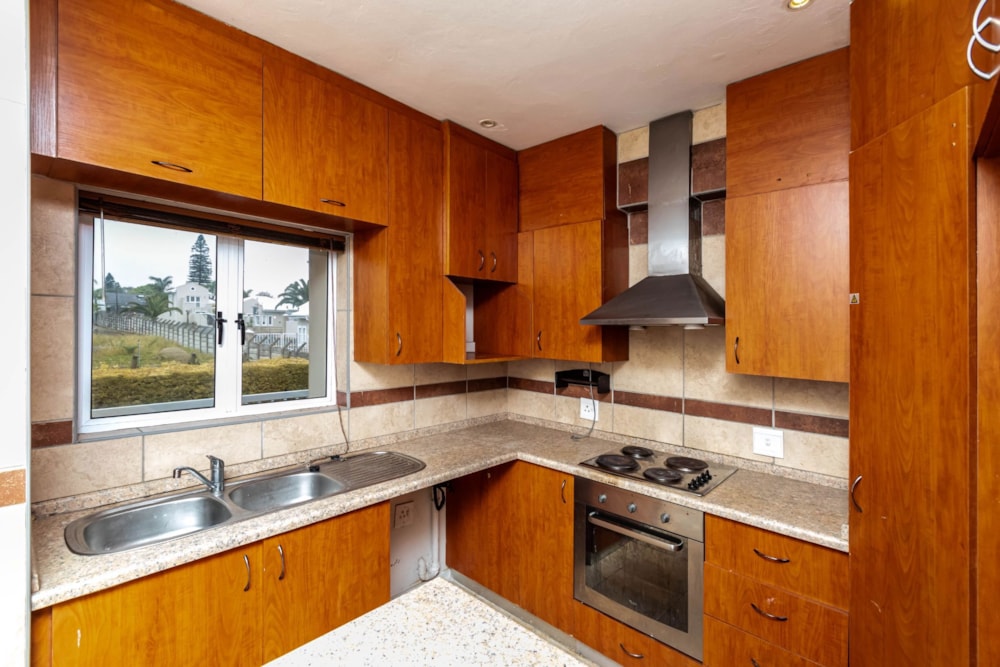 Apartment for sale in Beacon Bay - 1EZ1712737