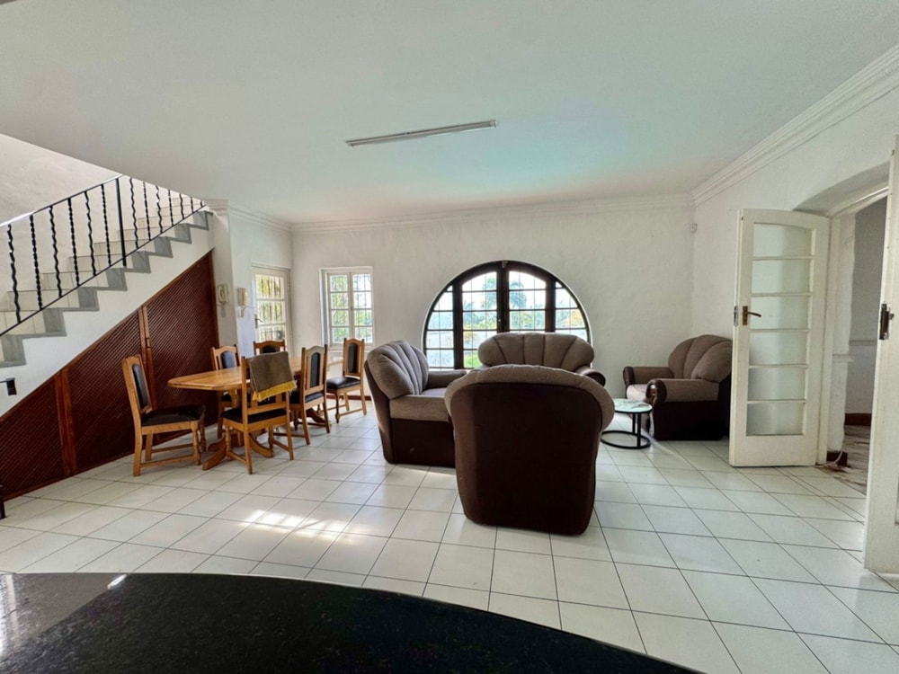 Double-storey house for sale in Glenwood, Durban - 1DA1710211 Double-storey house for sale in Glenwood, Durban - 1DA1710211