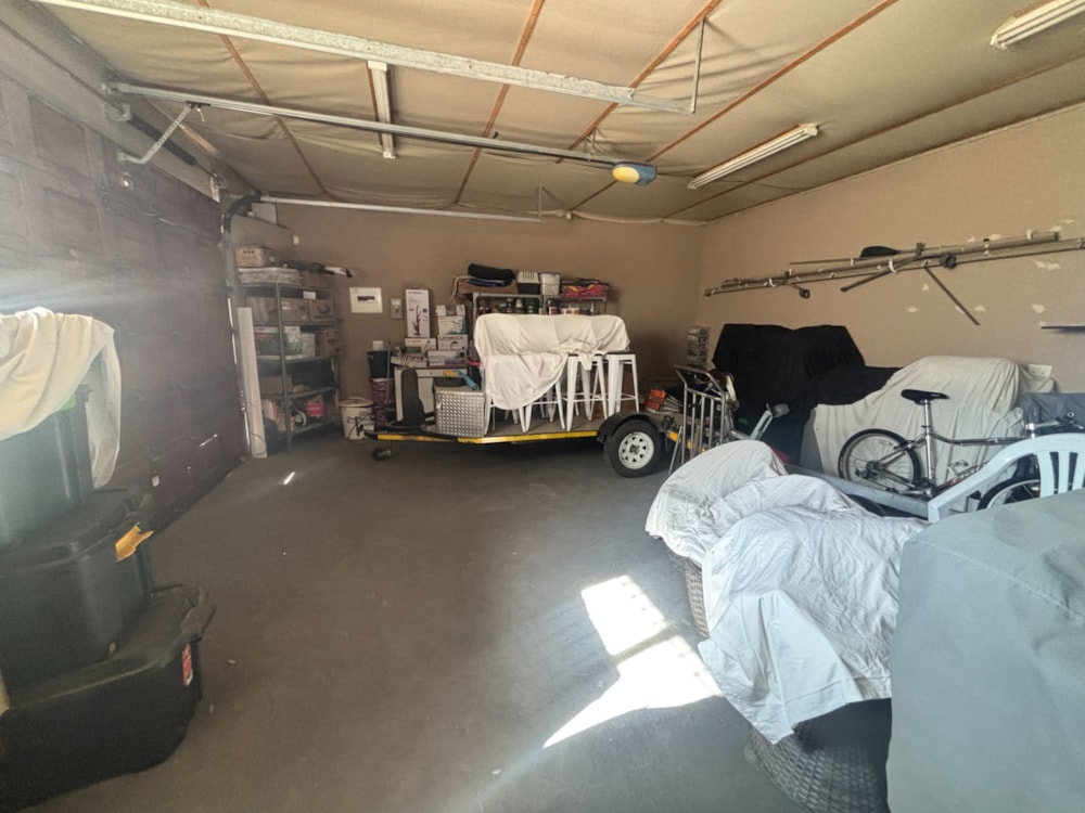 Commercial industrial property to rent in East Bank - 1PF1731875