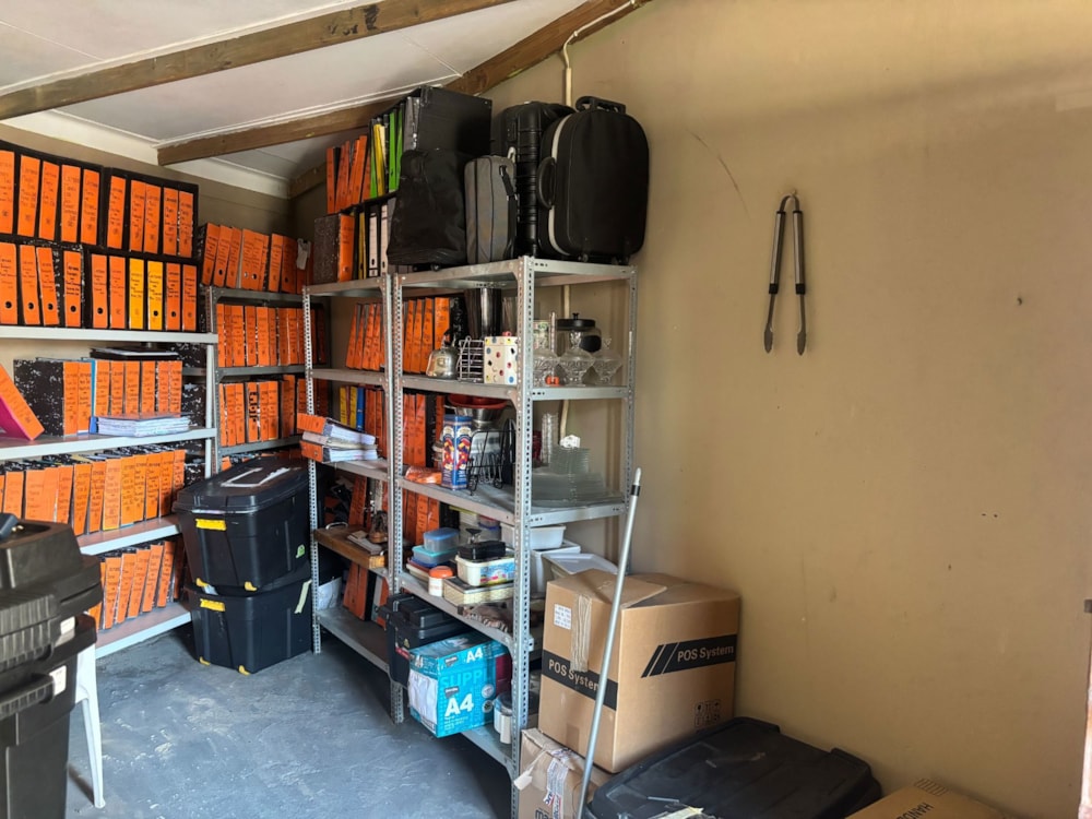 Commercial industrial property to rent in East Bank - 1PF1731875