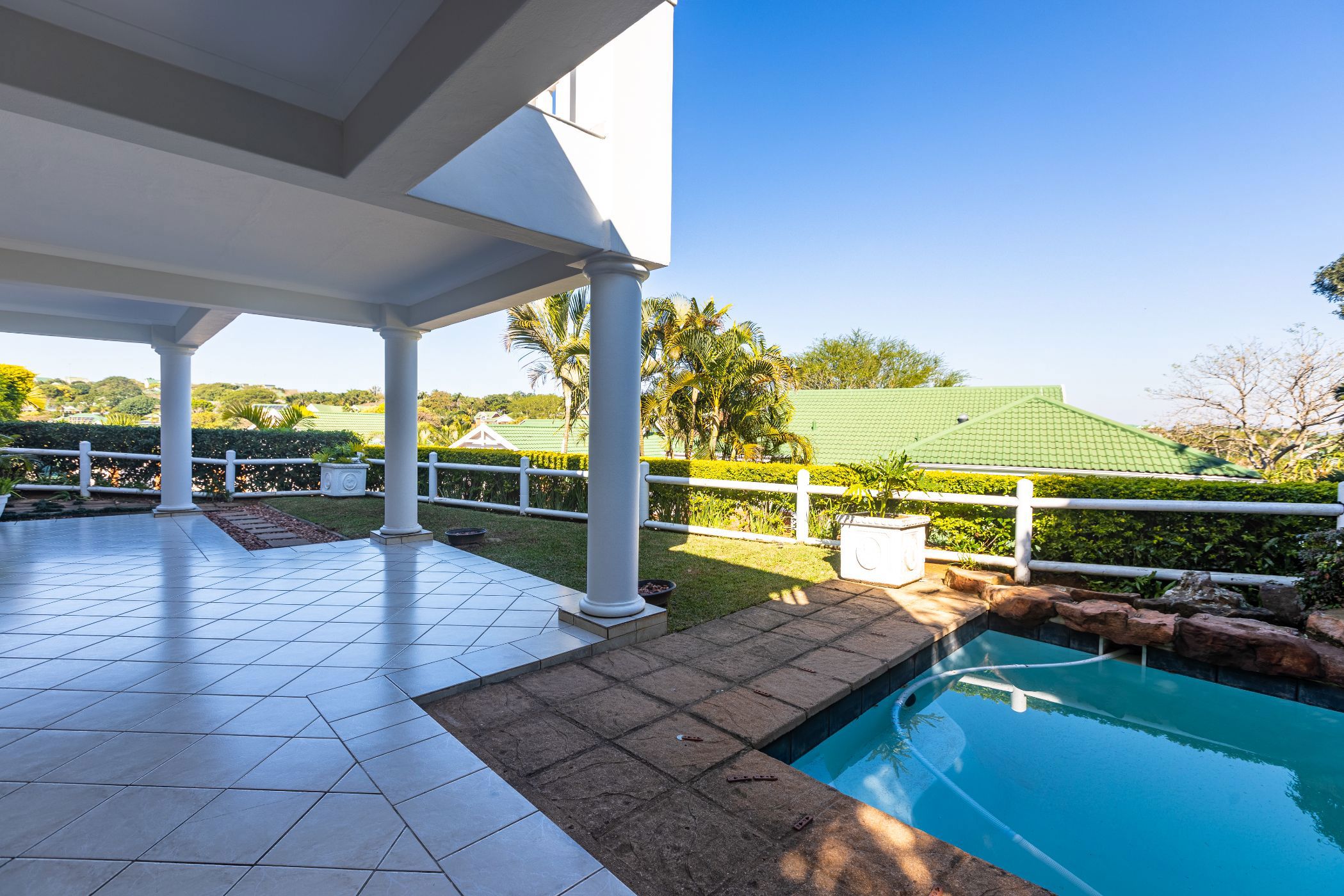 Golf estate house for sale in Mount Edgecombe Country Estate - 1MT1709780