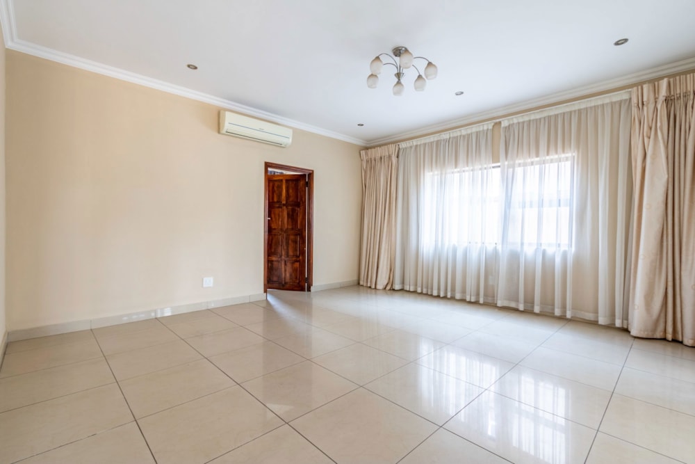 Security estate home for sale in La Como Lifestyle Estate - BOK1710276 Security estate home for sale in La Como Lifestyle Estate - BOK1710276