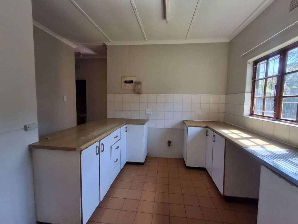 Security complex home to rent in Arboretum, Richards Bay - 1RY1712596 Security complex home to rent in Arboretum, Richards Bay - 1RY1712596