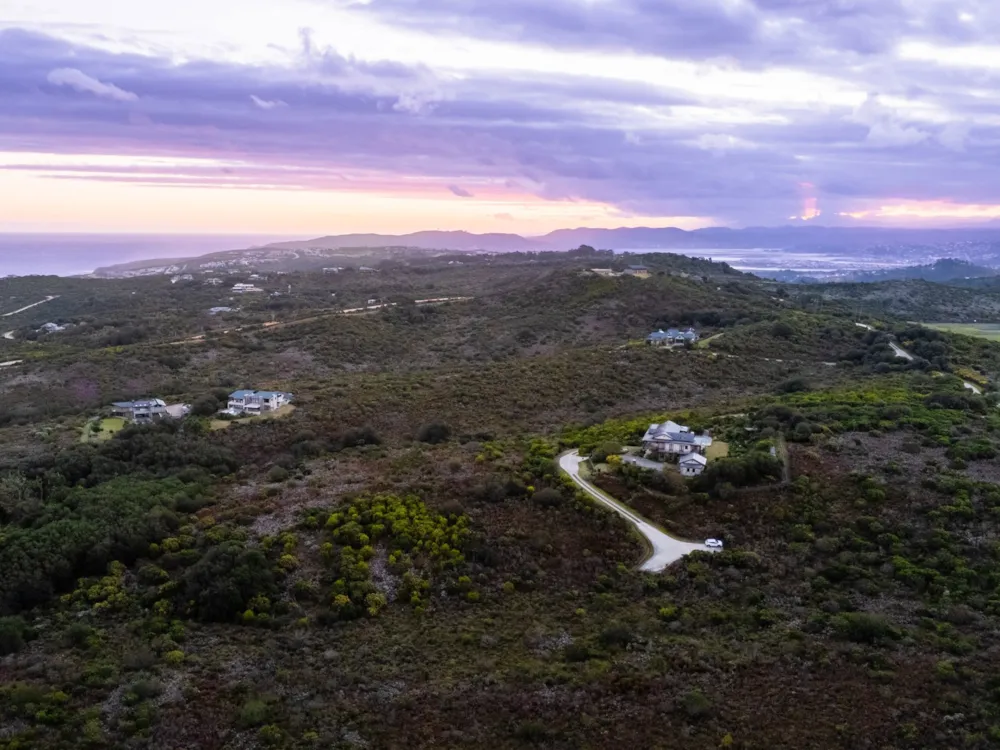 Residential vacant land for sale in Pezula Private Estate - 1KG1709062 Residential vacant land for sale in Pezula Private Estate - 1KG1709062