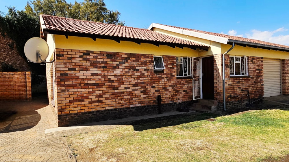 Townhouse for sale in Lydenburg (Mashishing) - 1LY1707514