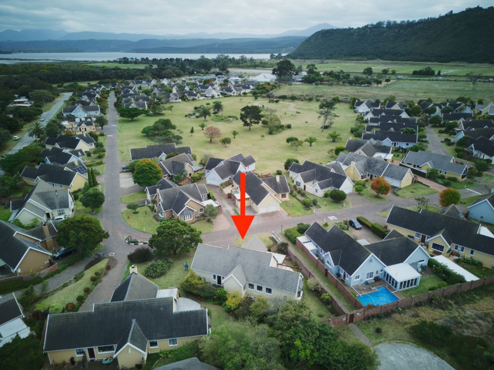 Security complex home let in The Island - 1SH1712415 Security complex home let in The Island - 1SH1712415