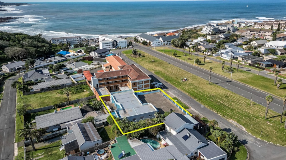 Residential complex for sale in Gonubie - 1EZ1709746 Residential complex for sale in Gonubie - 1EZ1709746