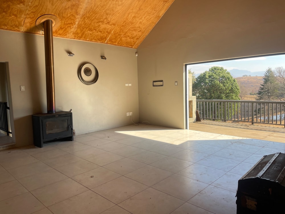 House for sale in Underberg - 1UB1709375