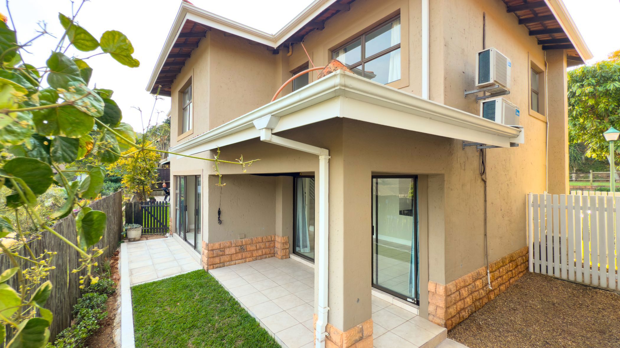 Townhouse for sale in Seaward Estates - 1BD1711497