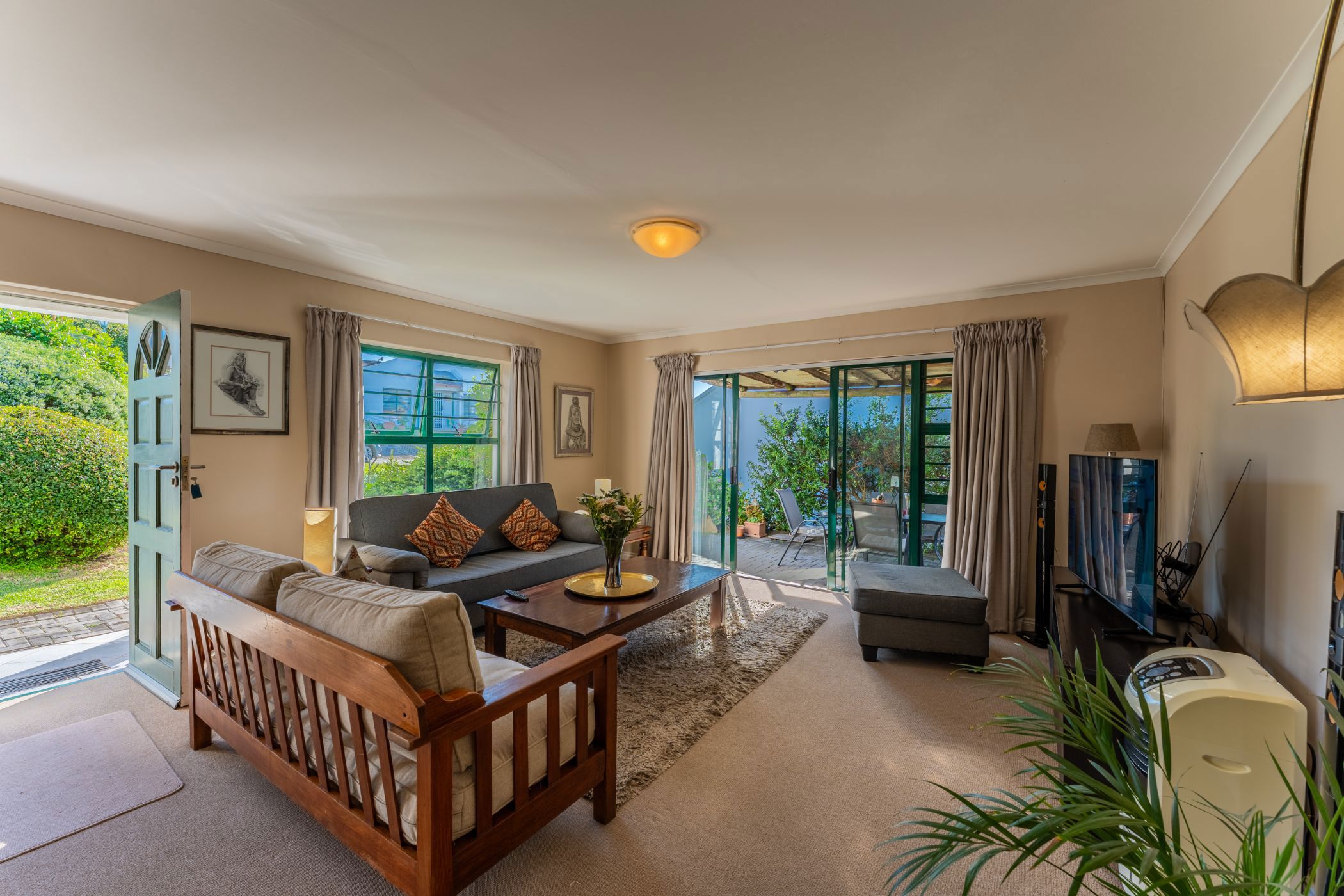 House for sale in Village - 1SA1710677