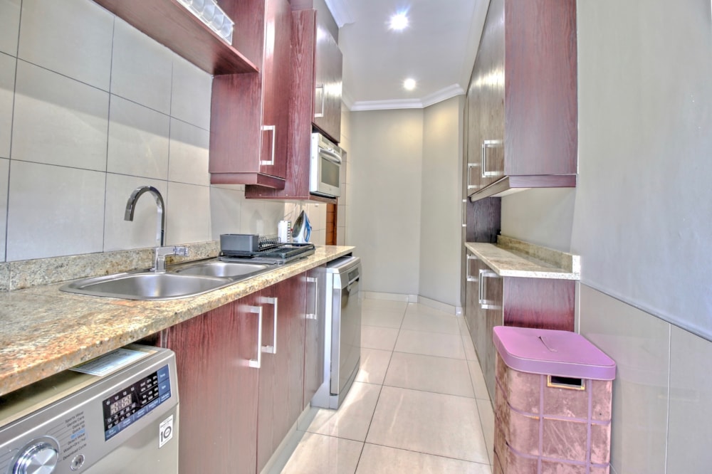 House let in Plattekloof - 1PLA1710218 House let in Plattekloof - 1PLA1710218