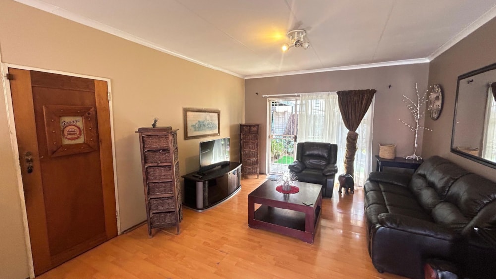 Townhouse for sale in Pellissier - 1BX1712413