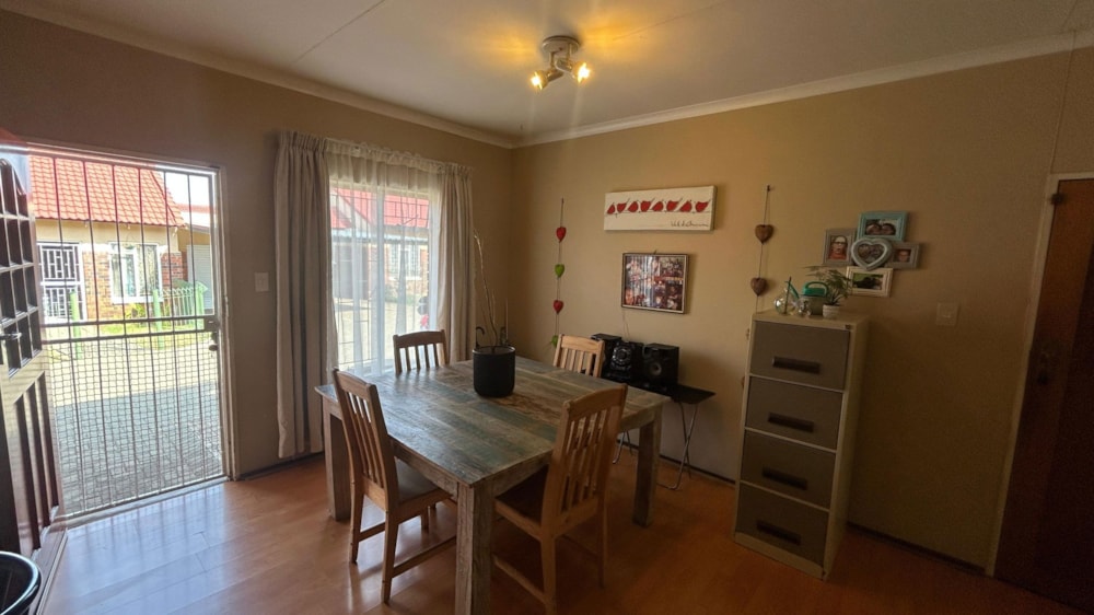 Townhouse for sale in Pellissier - 1BX1712413