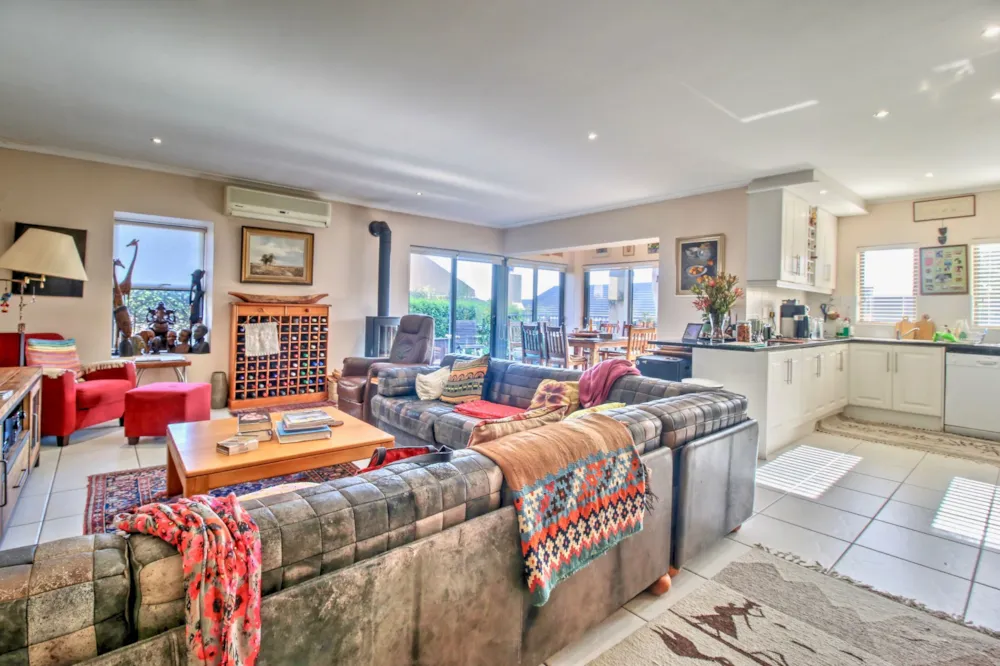 Security complex home sold in Plattekloof - 1PLA1711040