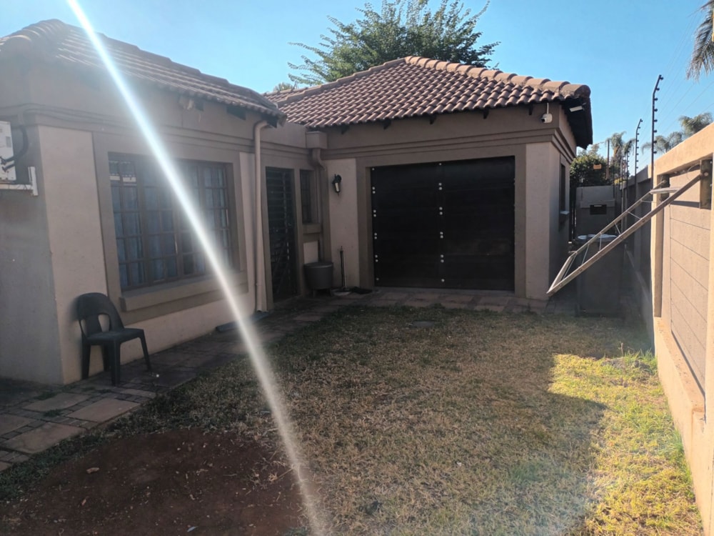 House for sale in Doornpoort, Pretoria North - PTM1710817 House for sale in Doornpoort, Pretoria North - PTM1710817