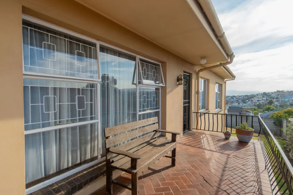 House sold in Van Riebeeck Hoogte - 1UK1710714