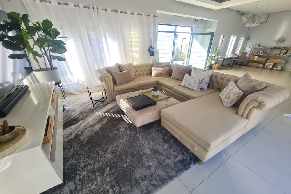 House let in Atlantic Beach Estate - 1TV1712129