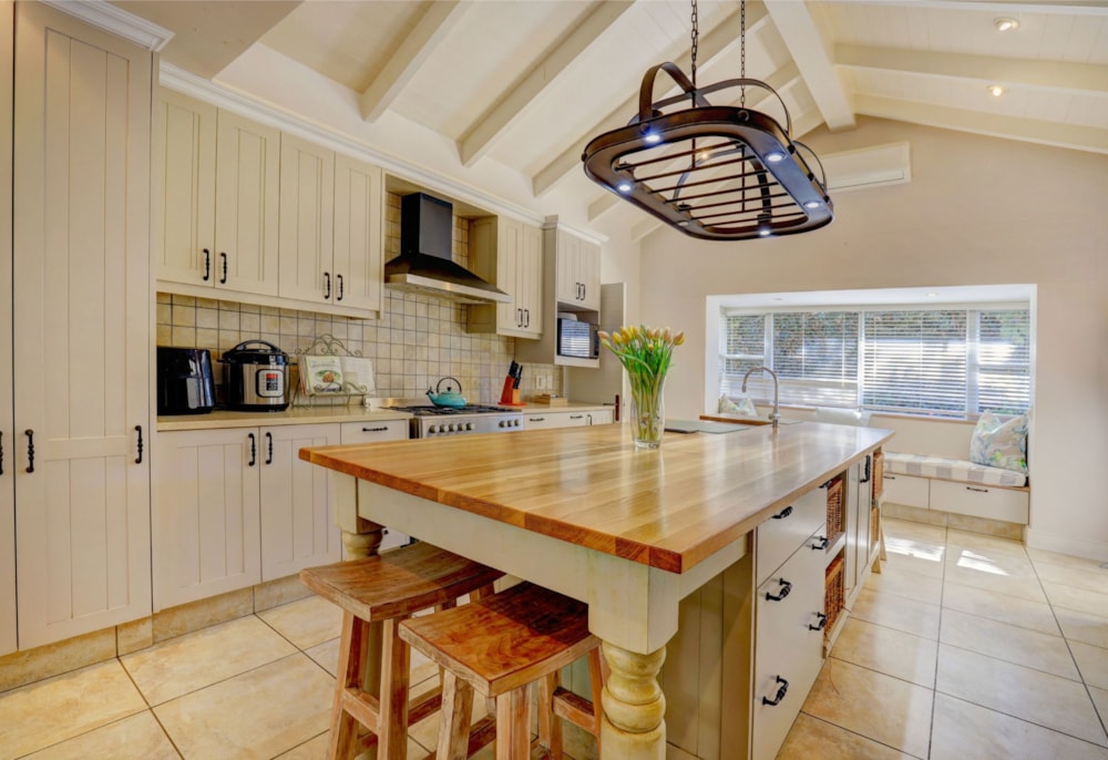 House for sale in Oaklands, Fancourt - GEO1711130 House for sale in Oaklands, Fancourt - GEO1711130