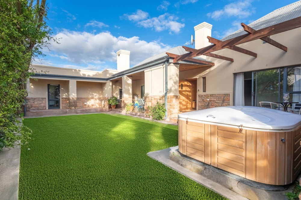 House for sale in Atlantic Beach Estate - 1TV1709687