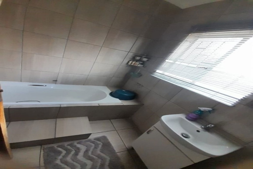 House to rent in Witbank (eMalahleni) - 1WD1709753 House to rent in Witbank (eMalahleni) - 1WD1709753