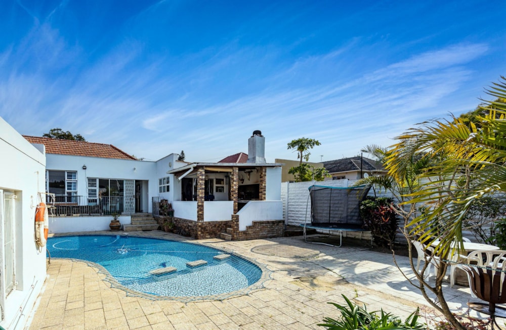 House for sale in Nahoon Valley - 1EZ1712670