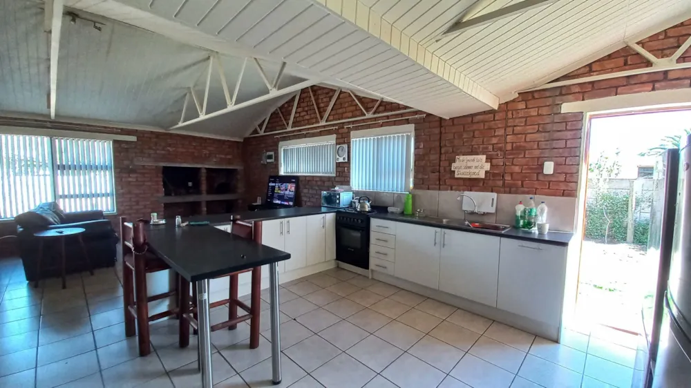 House for sale in Heidelberg, Garden Route - 1SR1711347 House for sale in Heidelberg, Garden Route - 1SR1711347