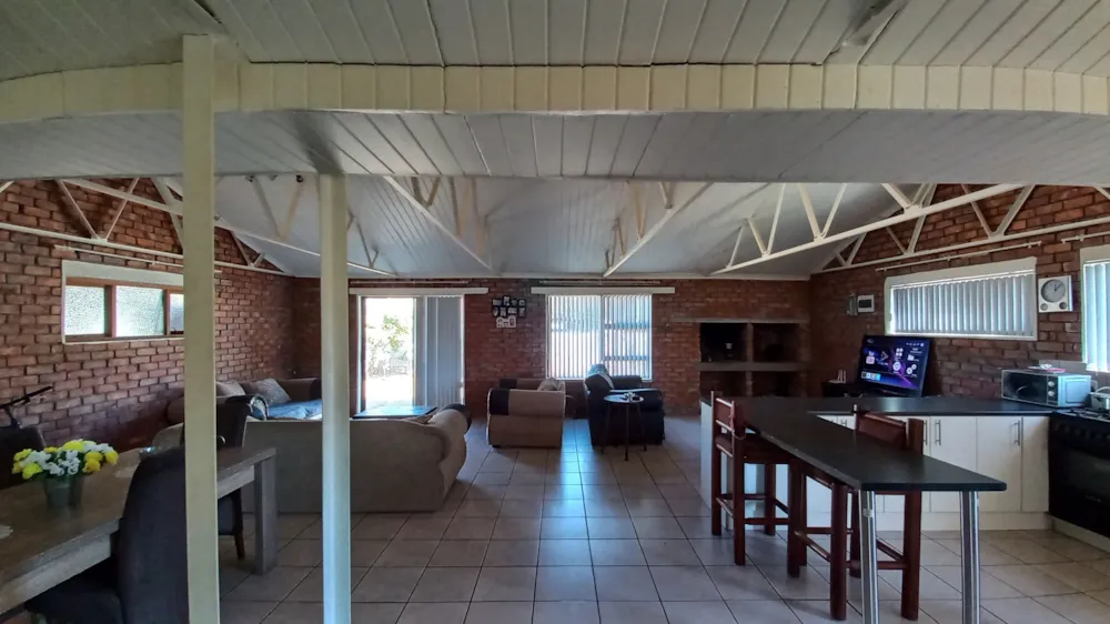 House for sale in Heidelberg, Garden Route - 1SR1711347 House for sale in Heidelberg, Garden Route - 1SR1711347