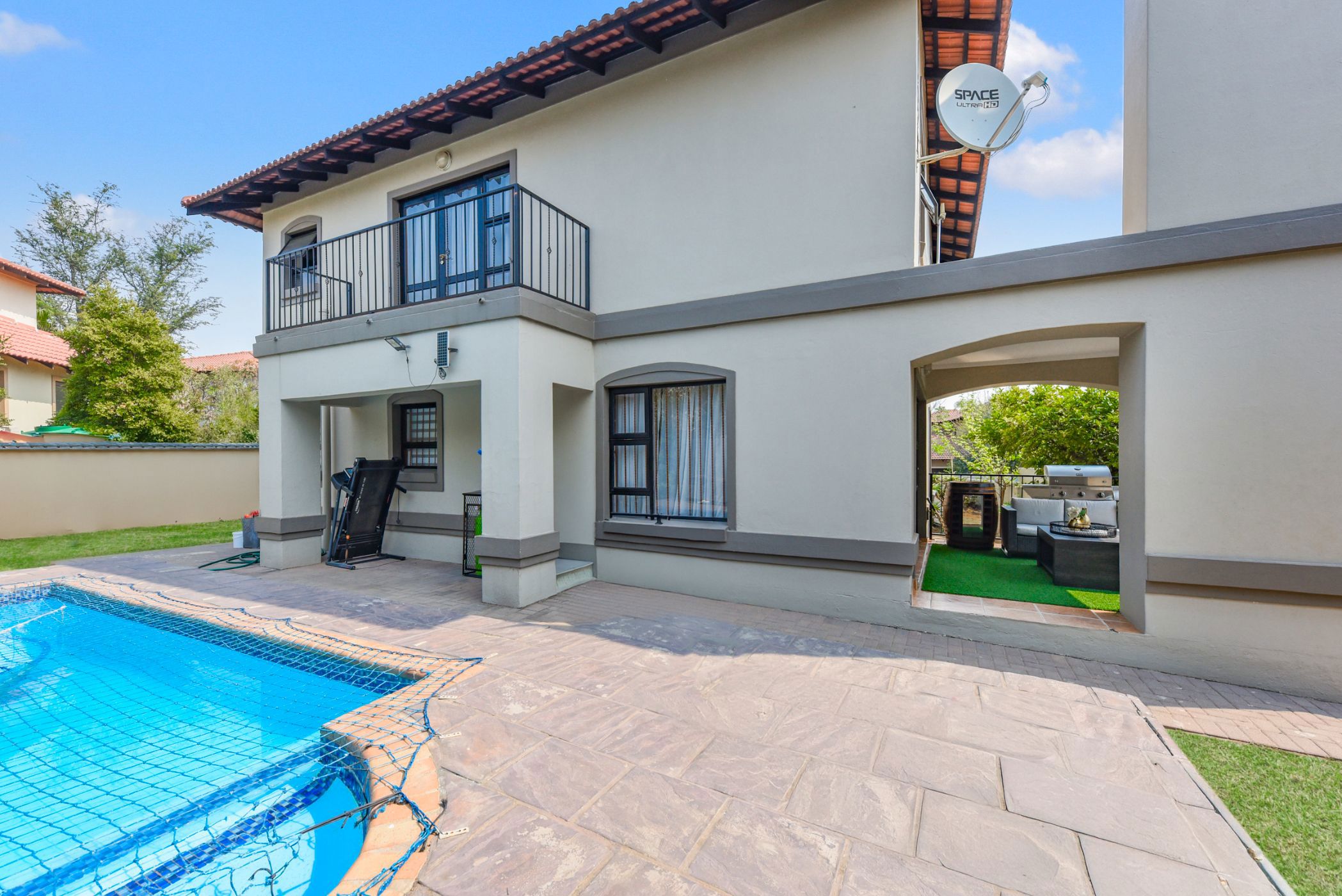 Double-storey cluster for sale in Broadacres - FW1712758