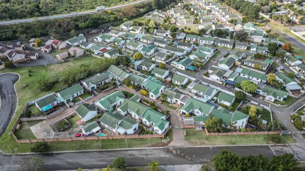 Townhouse sold in Nahoon Valley Park - 1EZ1711464 Townhouse sold in Nahoon Valley Park - 1EZ1711464