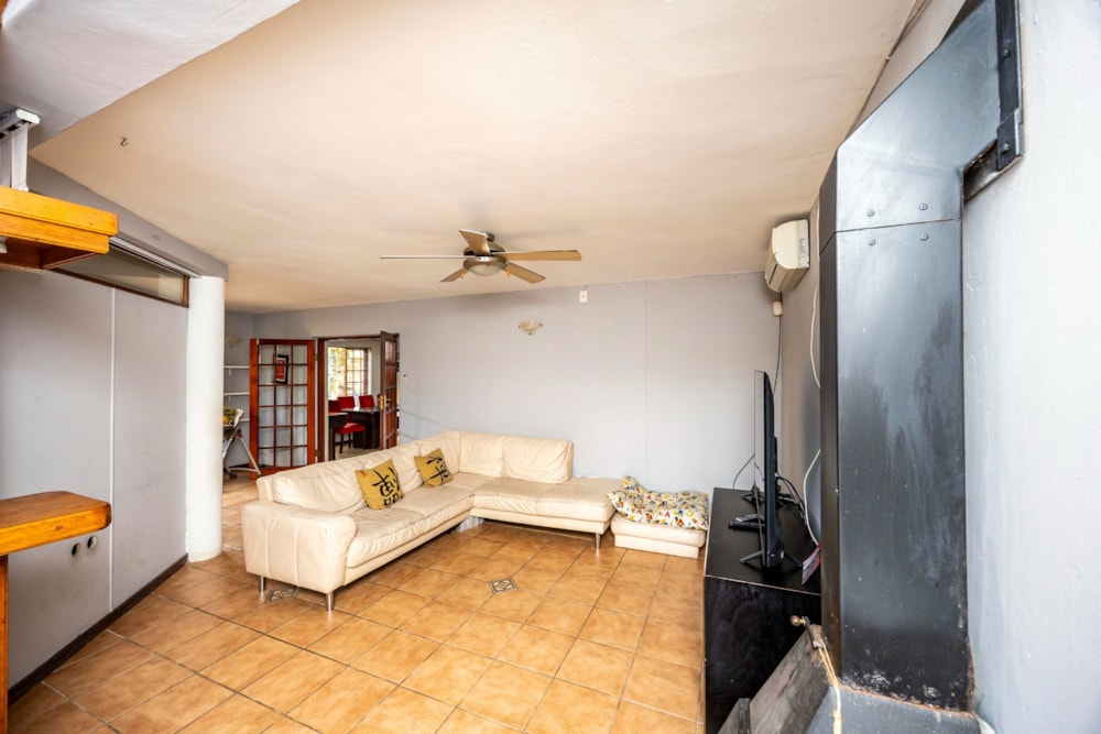 Townhouse for sale in Nahoon Valley Park - 1EZ1711464 Townhouse for sale in Nahoon Valley Park - 1EZ1711464