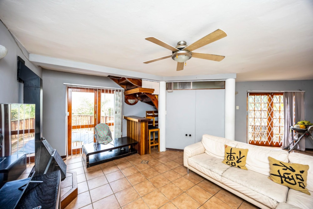 Townhouse for sale in Nahoon Valley Park - 1EZ1711464 Townhouse for sale in Nahoon Valley Park - 1EZ1711464