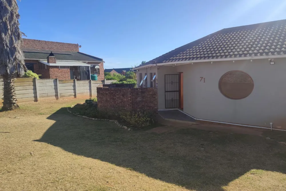 House let in Strelitzia Park - 1UK1750297 House let in Strelitzia Park - 1UK1750297